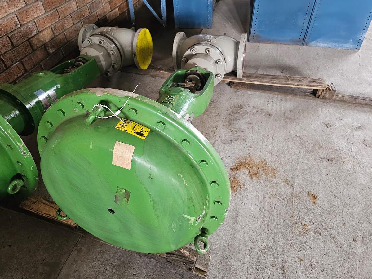 Used VEGA CONTROL VALVE 1-6940