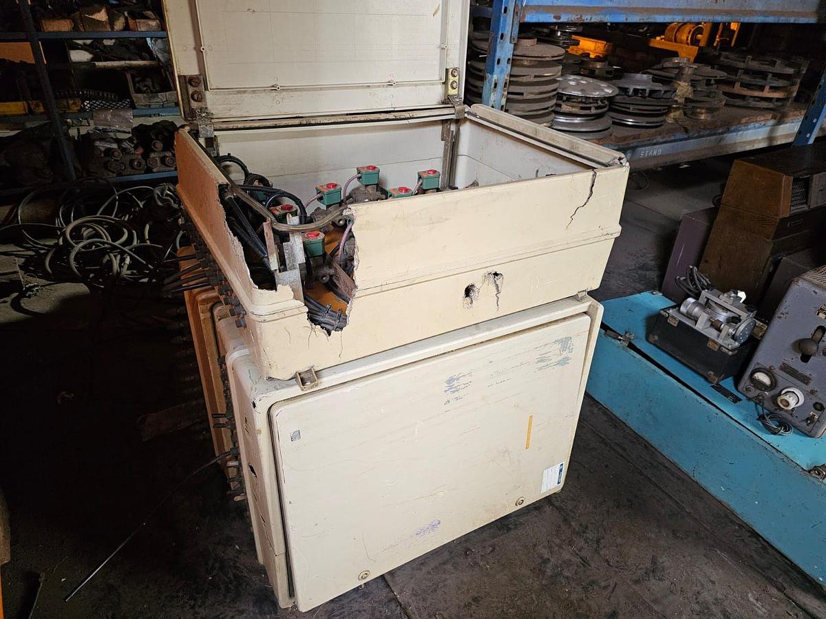 Used  AIR BOXES
