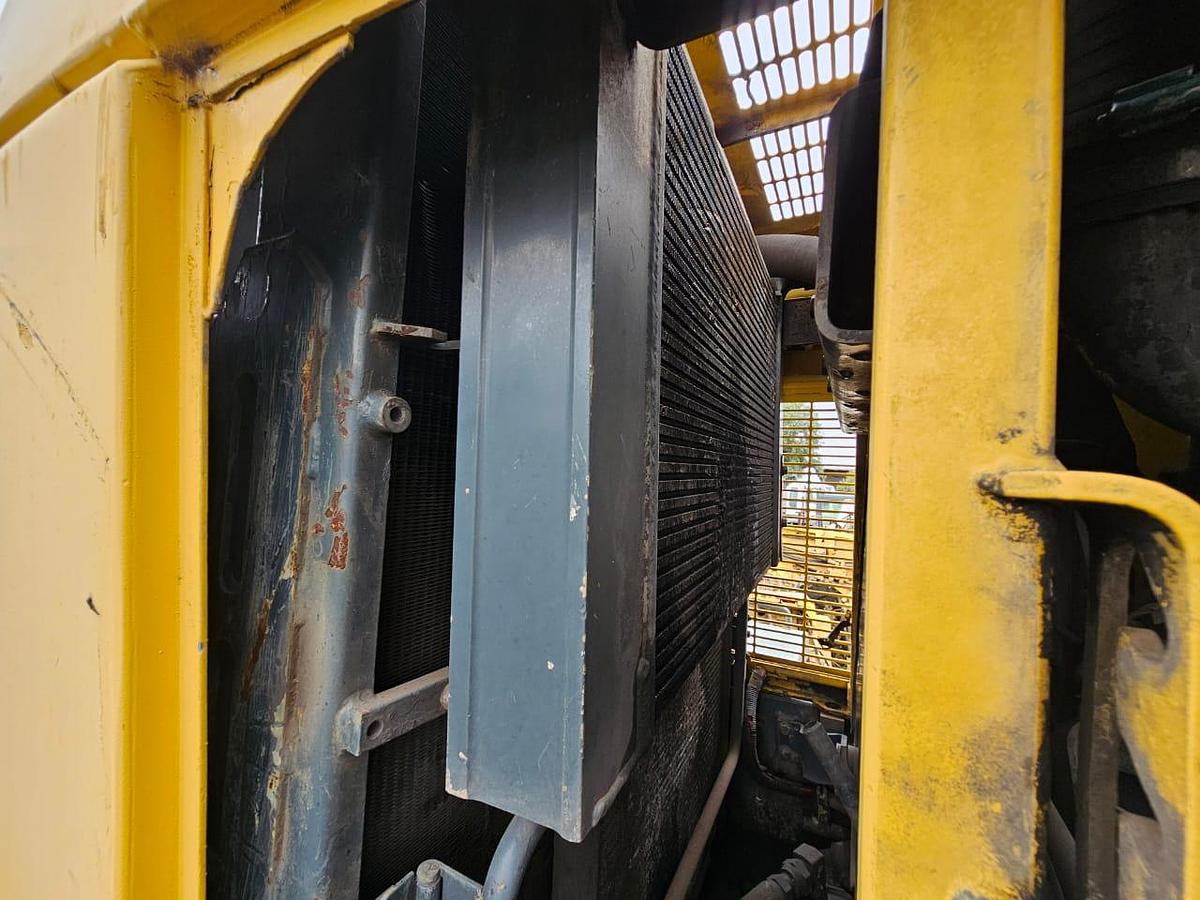 Used KOMATSU WA470-B FRONT END LOADER - INOPERABLE