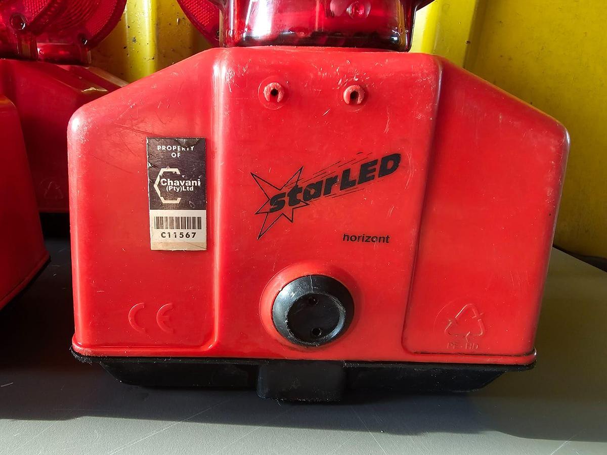 Used ROAD HAZARD WARNING LAMPS/LIGHTS