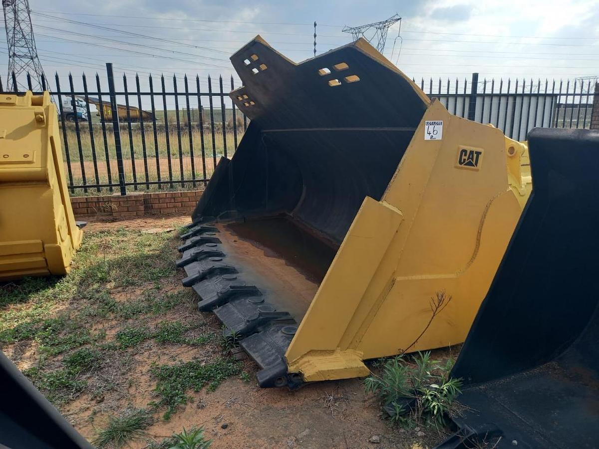Used CAT 988 FRONT END LOADER BUCKET
