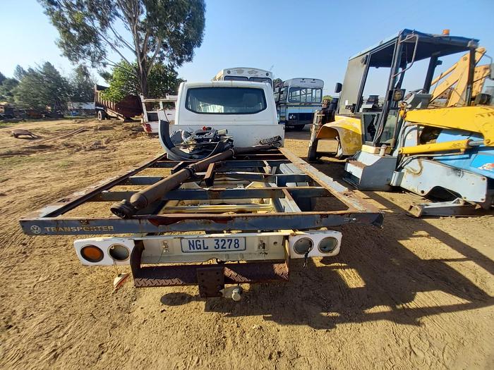 Used VOLKS WAGEN CAB AND CHASSIS