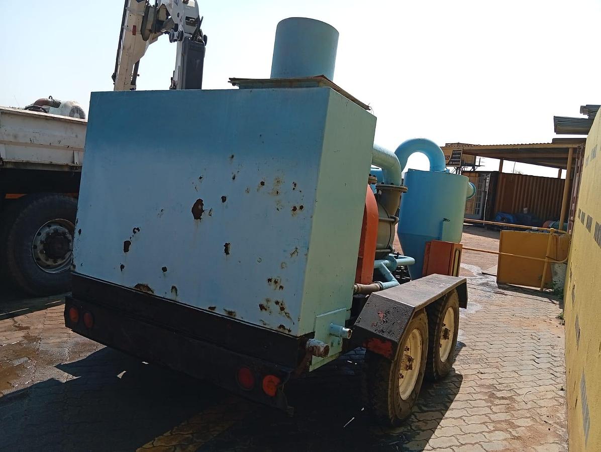 Used DIESEL MOBILE VACUUM UNIT WITH START & GO BOX WITH 6 CYLINDER PERKINS ENGINE 1832/1500
