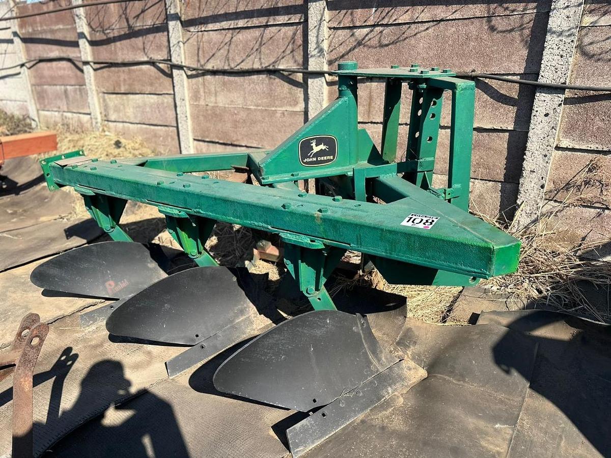 Used JOHN DEERE 3X DISK PLOW
