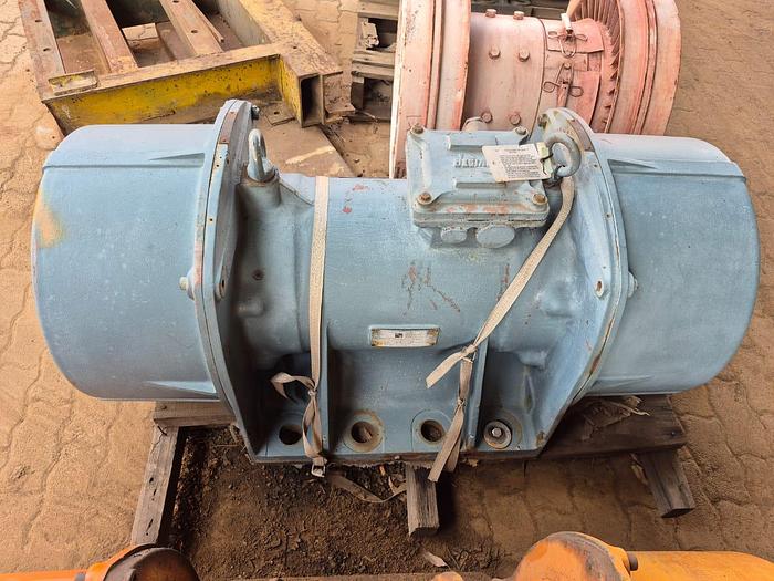 Used INVICTA 10KW 3 PHASE VIBRATING MOTOR