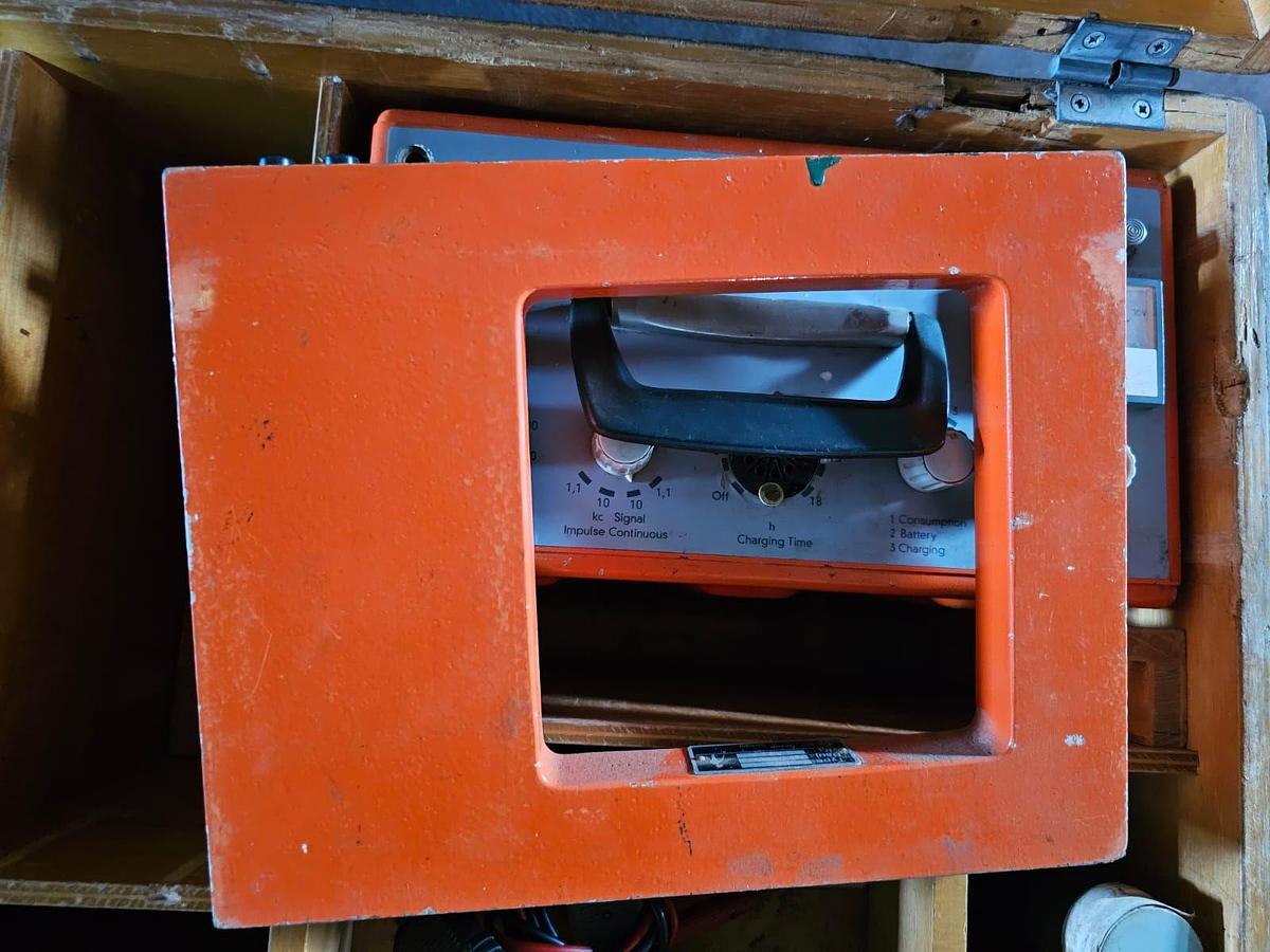 Used  RSG25 LEAK DETECTION