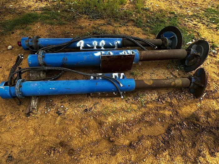 Used BAUER DEWET TBC RHINO 1300 BLAST HOLE DRILL RIG