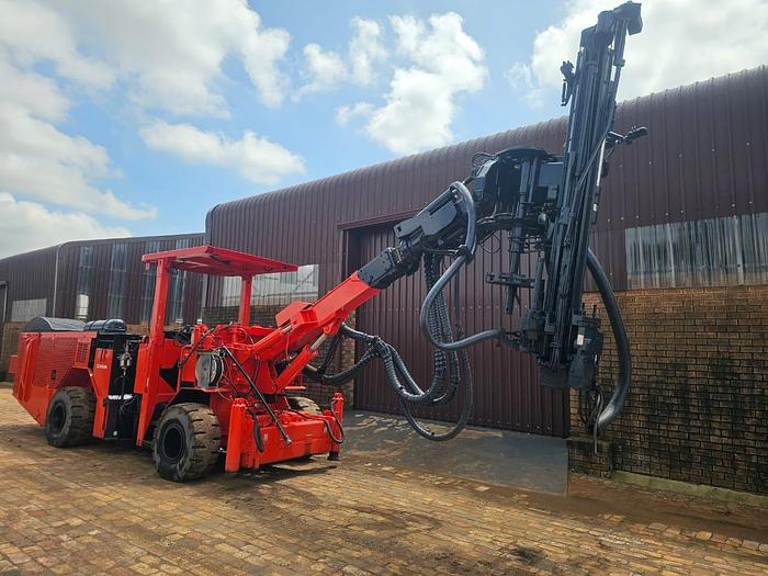Used SANDVIK DS310 ROCK ROOF BOLTER