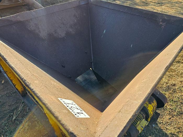 Used ASPHALT TAR MIXER WITH FEEDER BIN, MOTORS AND FLAME HEATER