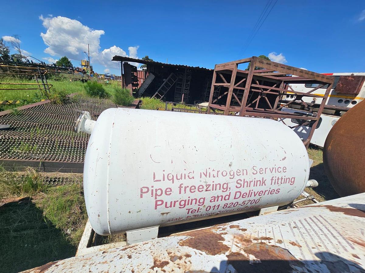 Used 1500 LITER LIQUID NITROGEN TANK(USED)