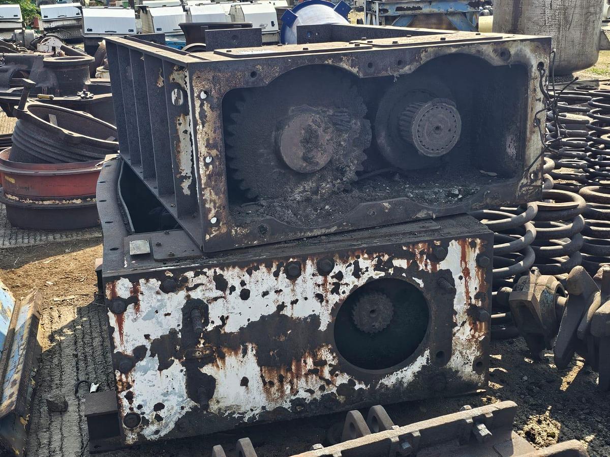 Used DOUBLE DRUM CRUSHERS