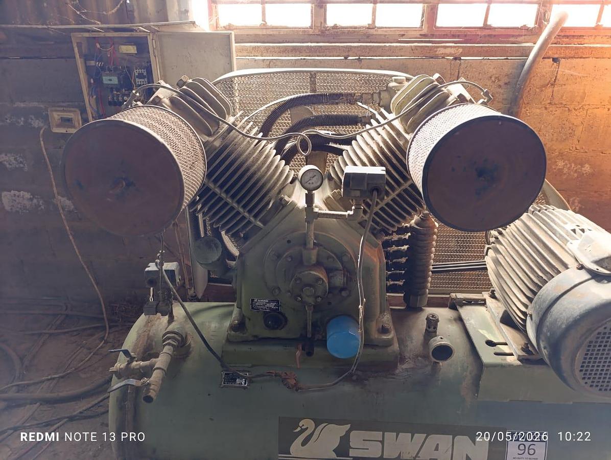 Used 400 LITRE SWAN AIR COMPRESSOR