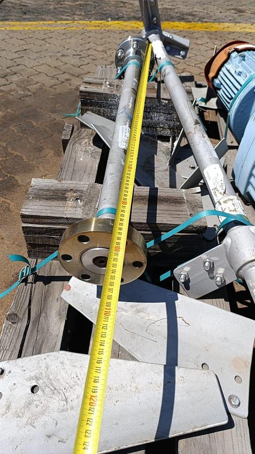 Used MIXTEC MOTOR AND MIXER 3KW AGETATOR