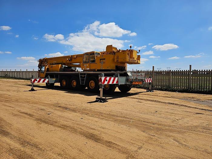 Used KRUPP KMK 5120 ALL TERRAIN 120 TON CRANE (RUNNER)