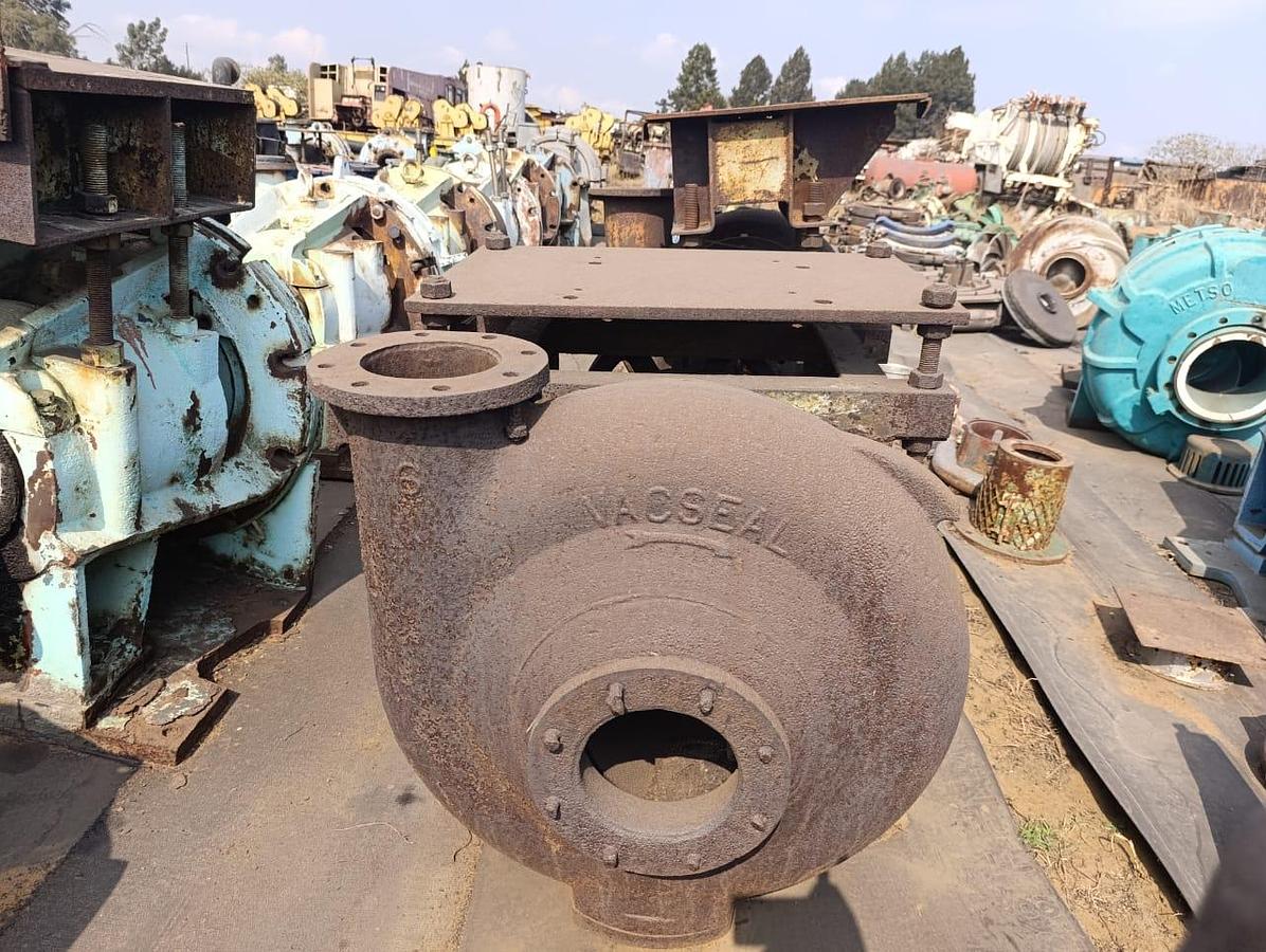 Used VACSEAL 8X6 PUMP