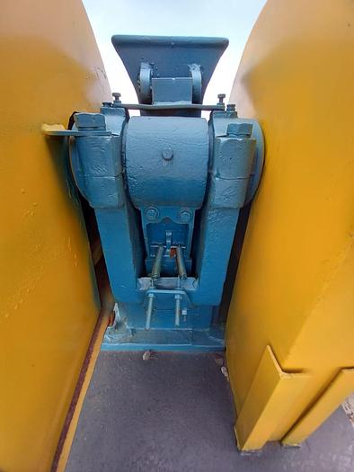 Used JAW CRUSHER 