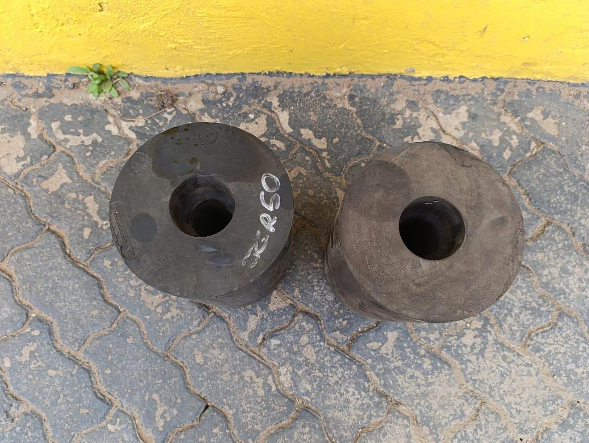 Used RUBBER SPRINGS FOR VIBRATING SPRINGS