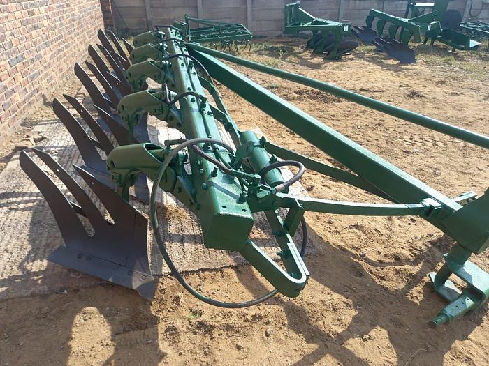 Used FIVE TOOTH PLOUGH