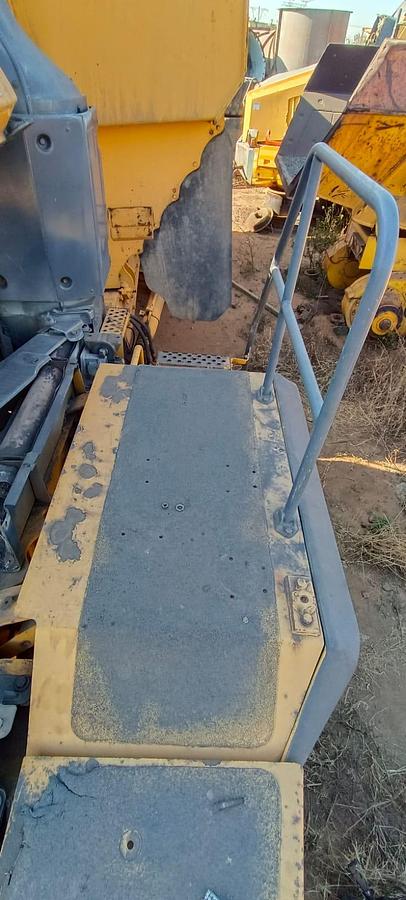 Used BELL B40D LEFT HAND FRONT FENDER