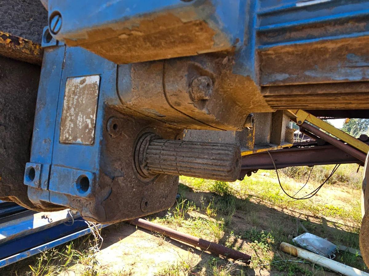 Used 5 TON OVERHEAD CRANE WITH REMOTE 2 X ELECTRIC 7.5 KW ELECTRIC MOTORS AND GEARBOX REMOTE GENERAL INFORMATION S