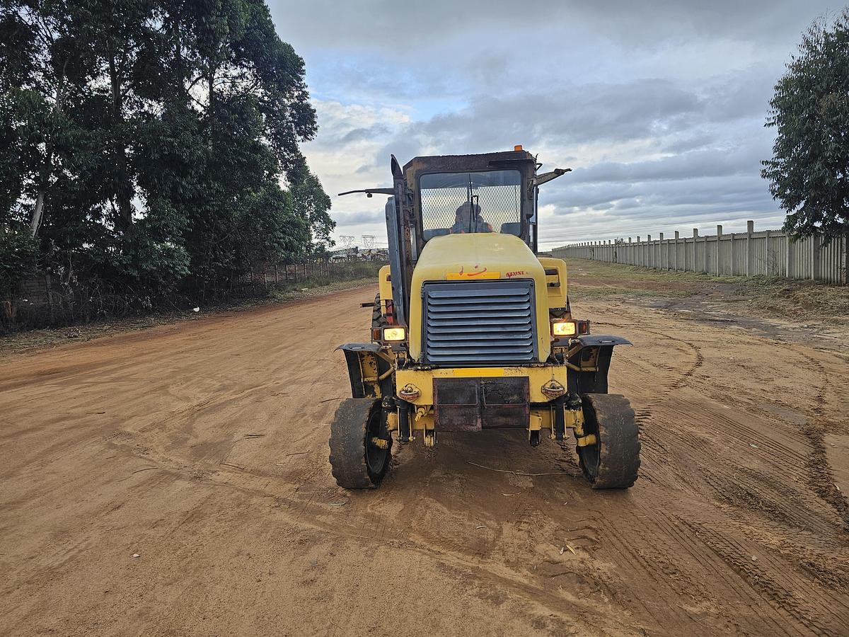 Used BELL TRACTOR WITH TRAILER
