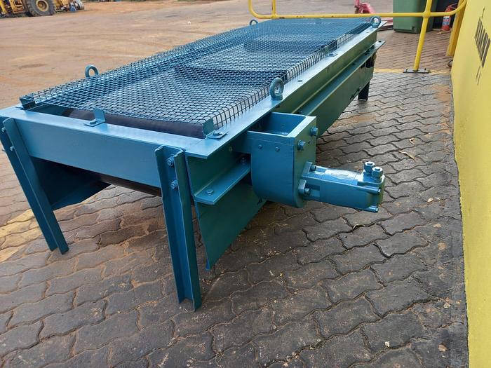 Used MOBILE CONVEYOR WITH PERMANENT MAGNET