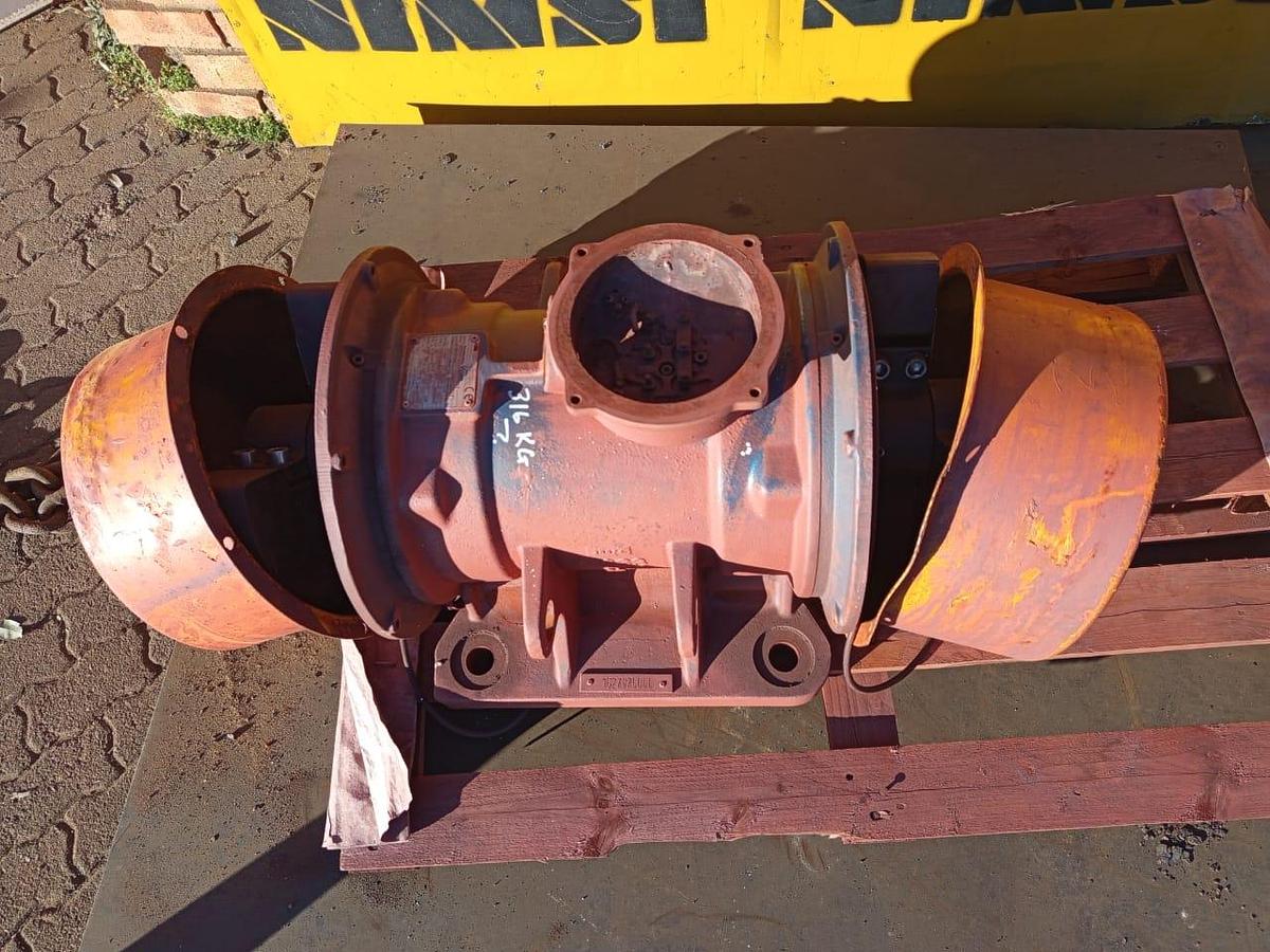 Used SUBMERSIBLE PUMP 400V