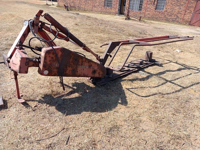 Used KUHN 5 TOLL CUTTING MACHINE