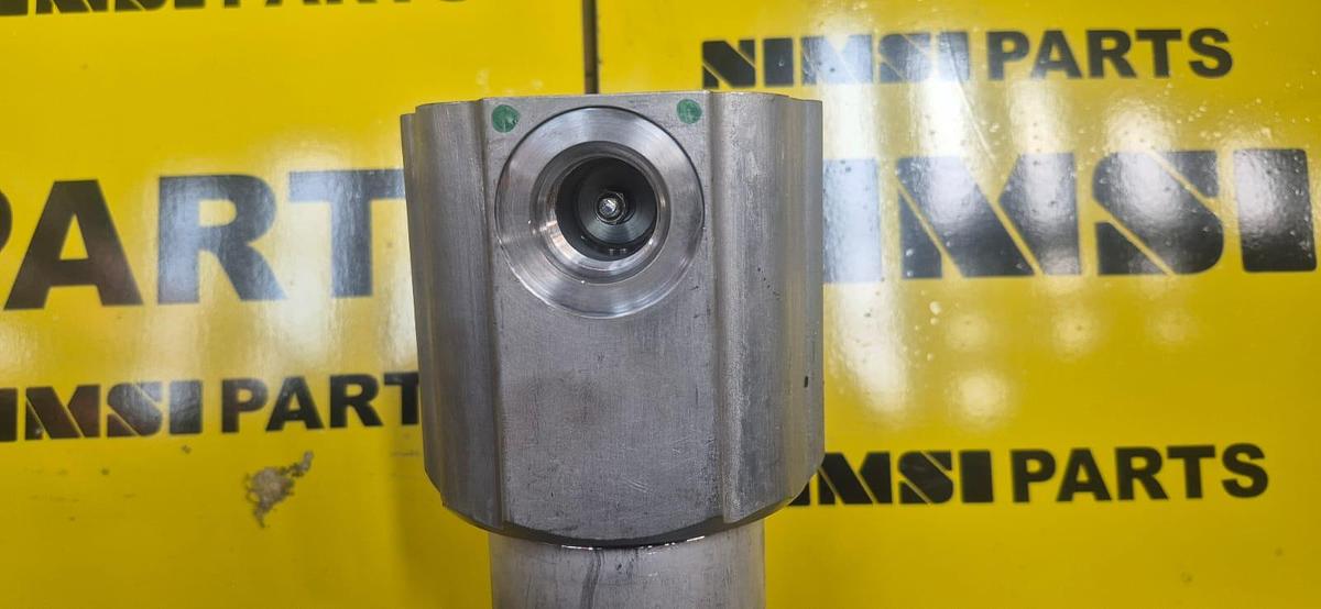 Used KOMATSU TRANSMISSION FILTER HOUSING (USED)