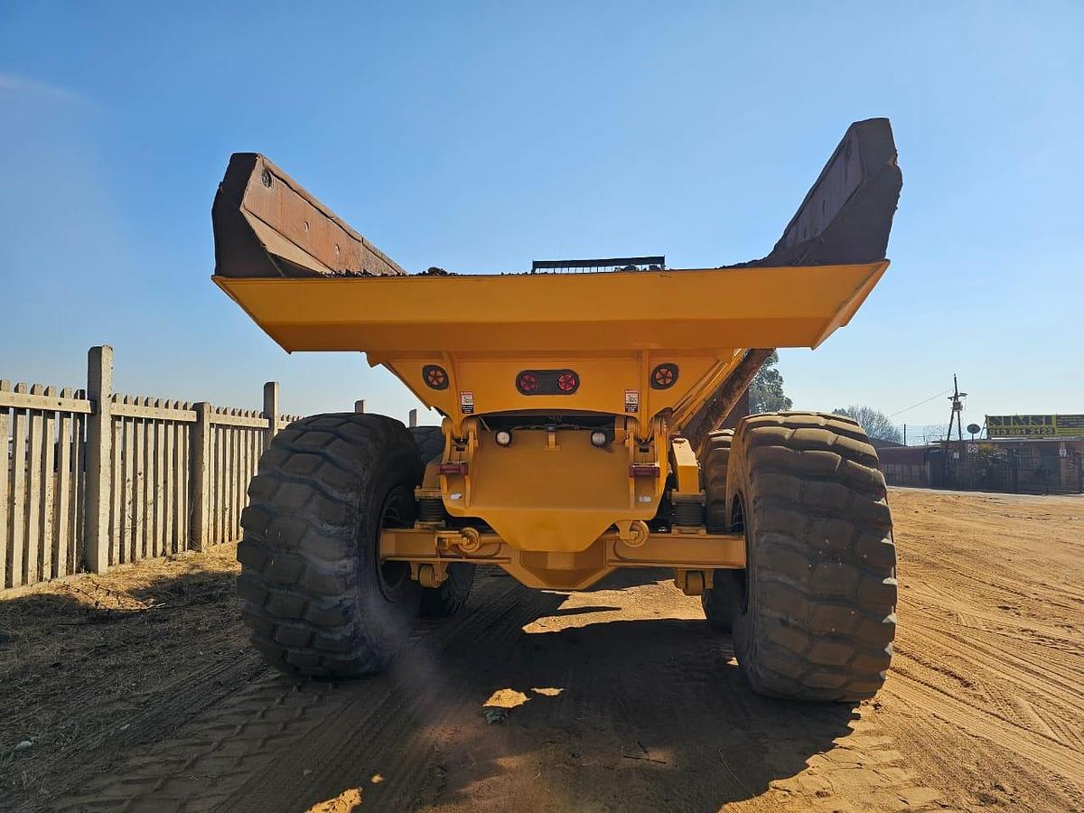 Used BELL B50D 6X6 ADT