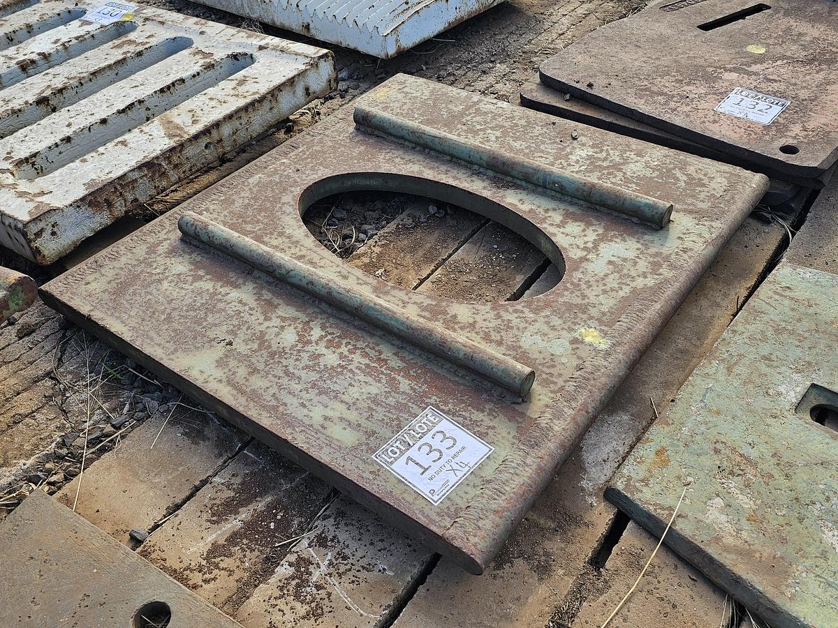 Used CRUSHER PLATES