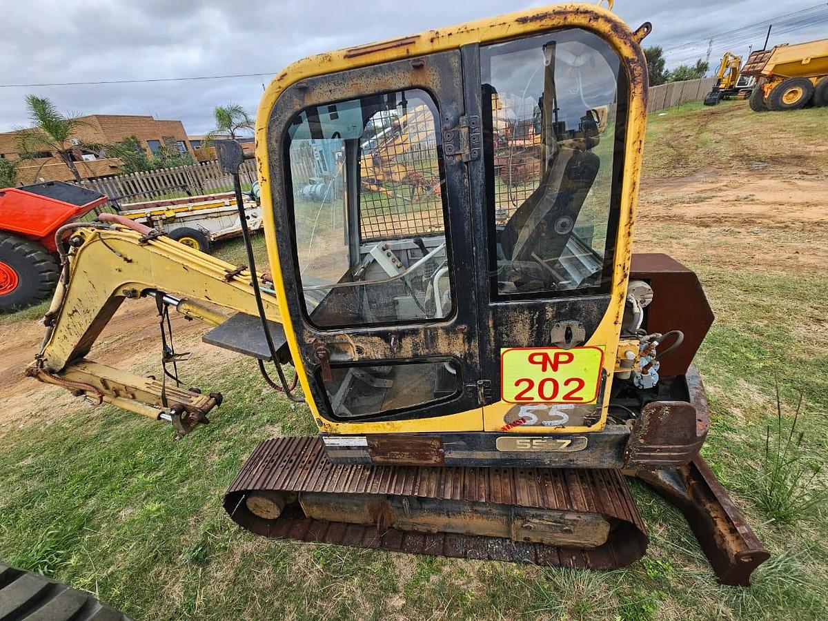 Used HYUNDAI ROBEX 55-7 EXCAVATOR