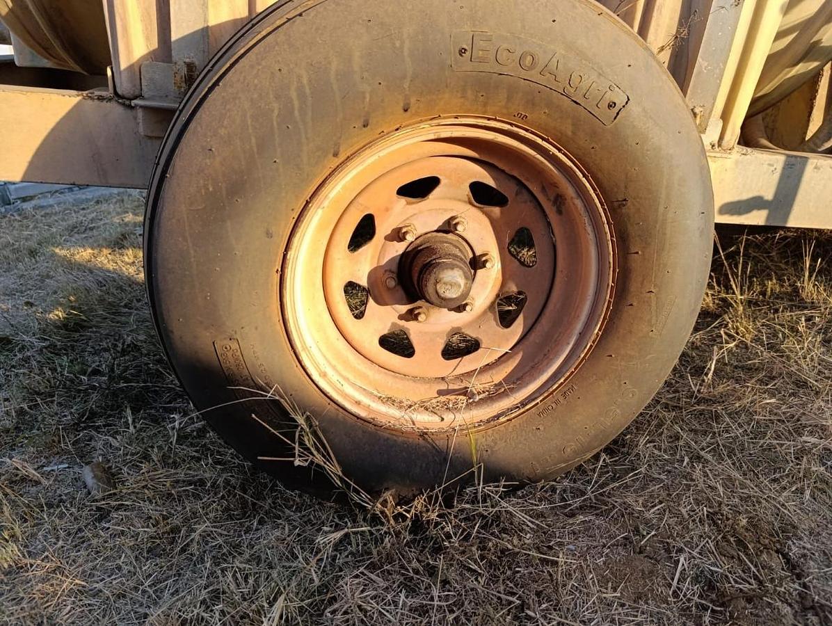 Used CROP SPRAYER COMPLETE WITH PTO PUMP - GOOD CONDITION