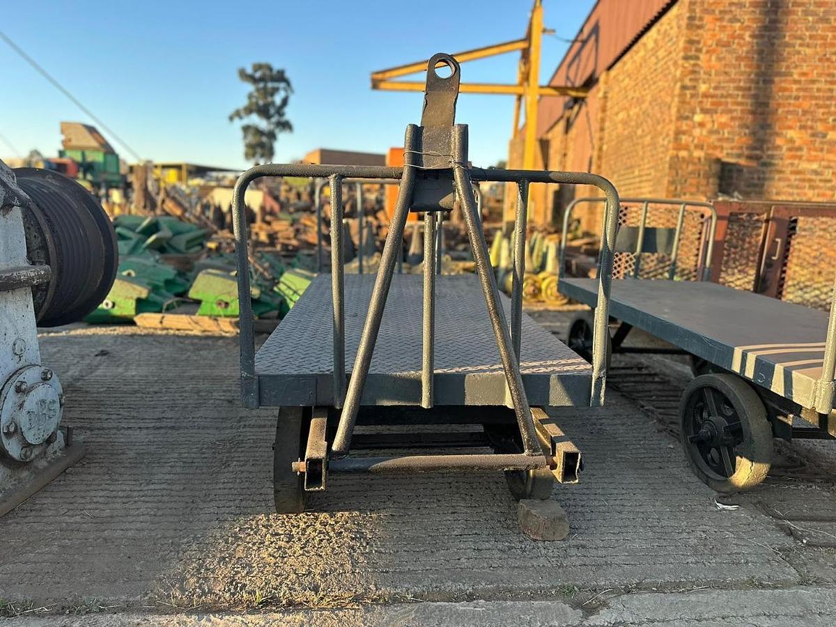 Used MEDIUM DUTY ALL PURPOSE TROLLIES
