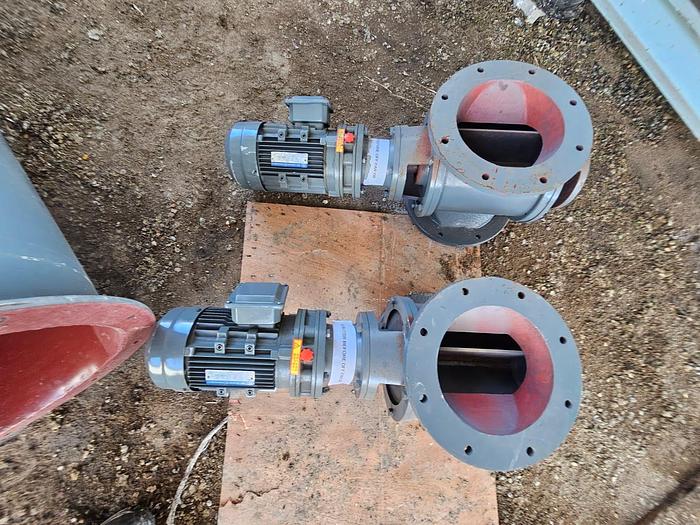 Used COMPLETE (BRAND NEW) 2024 VIBRATING FLUID BED DRYER UNIT, WITH FANS, OVEN, VIBRATORS, DUCTING, CYCLONES, CONTROL PANELS, SCREW FEEDERS, GEARBOXES & MOTORS