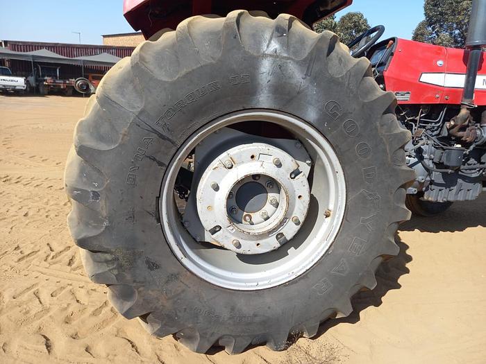 Used  MASSEY FERGUSON 290 TRACTOR (RUNNER)