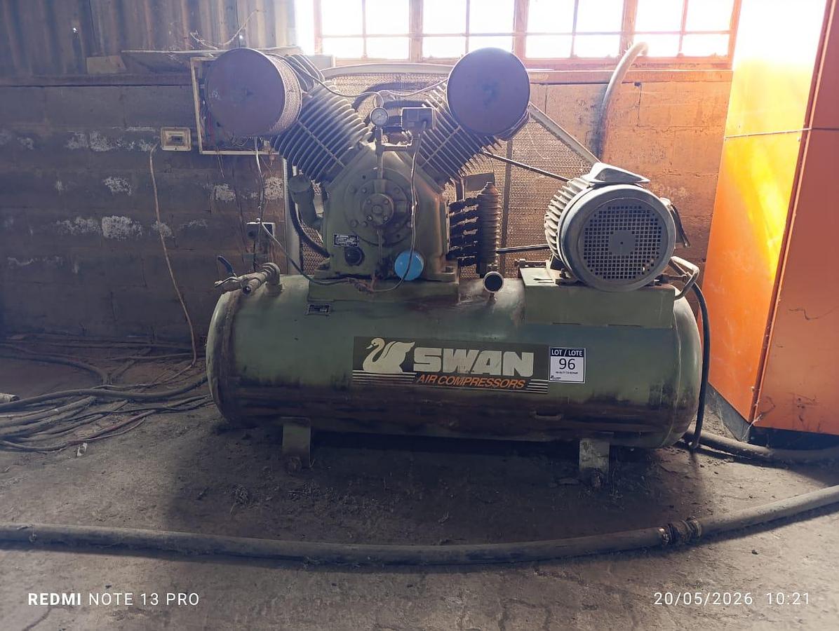 Used 400 LITRE SWAN AIR COMPRESSOR