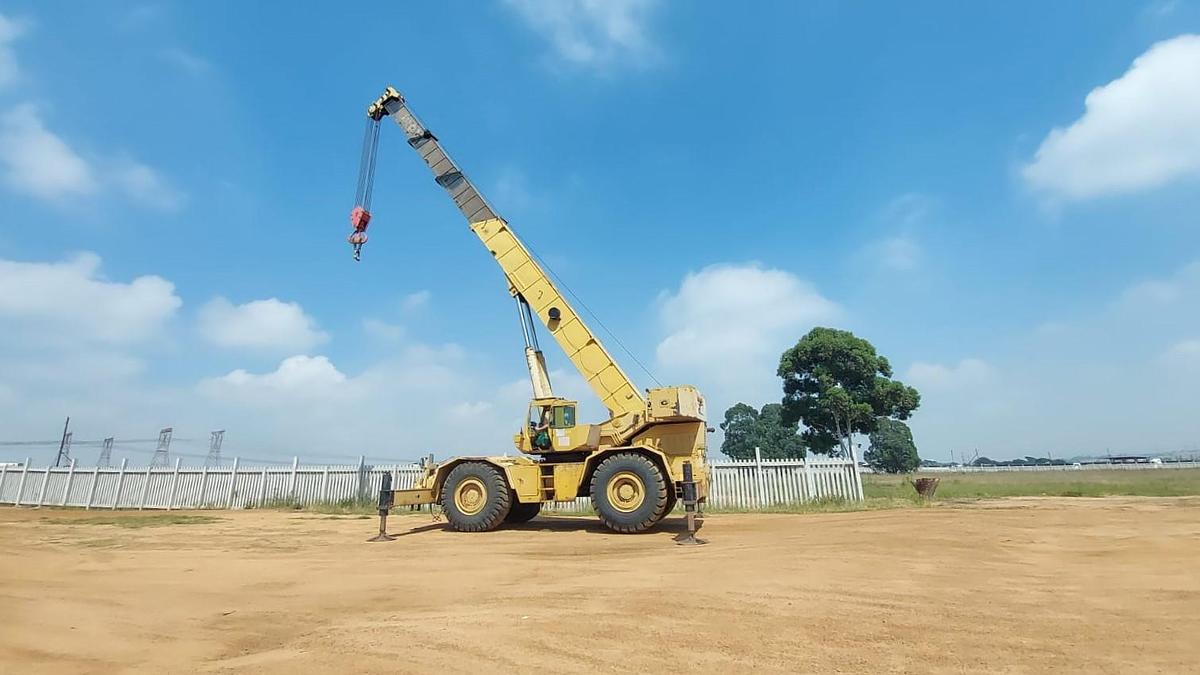 Used GROVE RT980 SWL 80 TON MOBILE CRANE