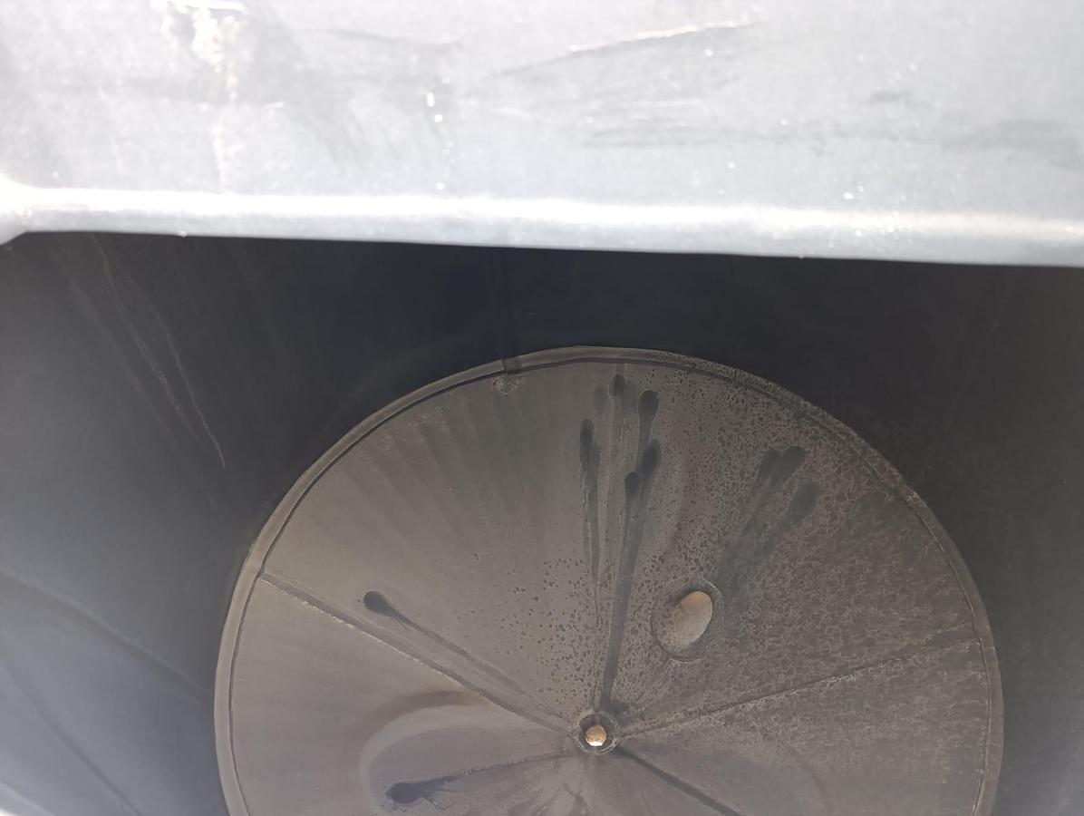 Used DISSOLVING TANK