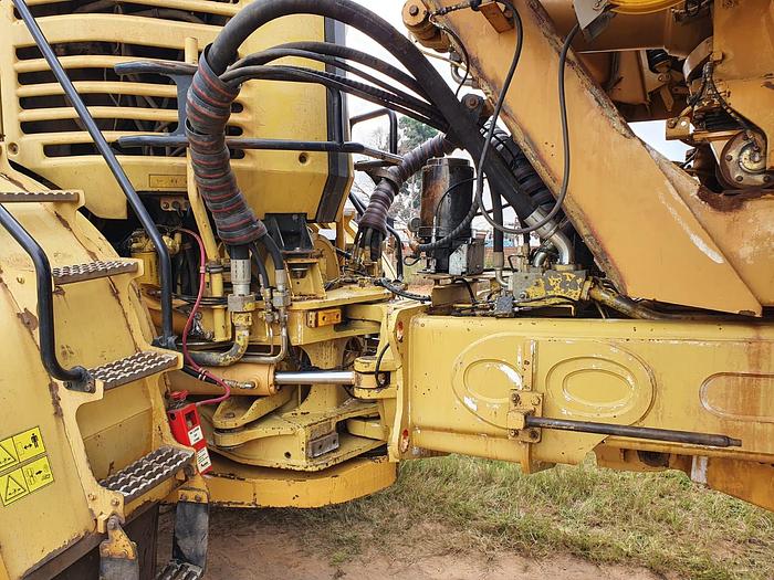 Used  CAT 740B EJ (RUNNER)