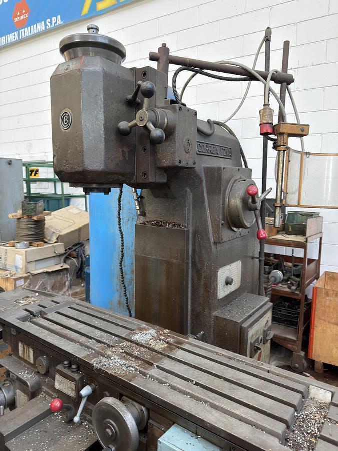 Usato FRESATRICE CORREA F2VA 