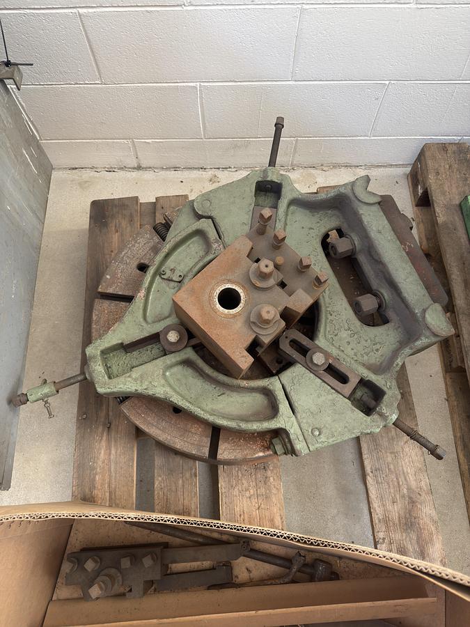 Usato LUNETTA E TORRETTA TIPO B