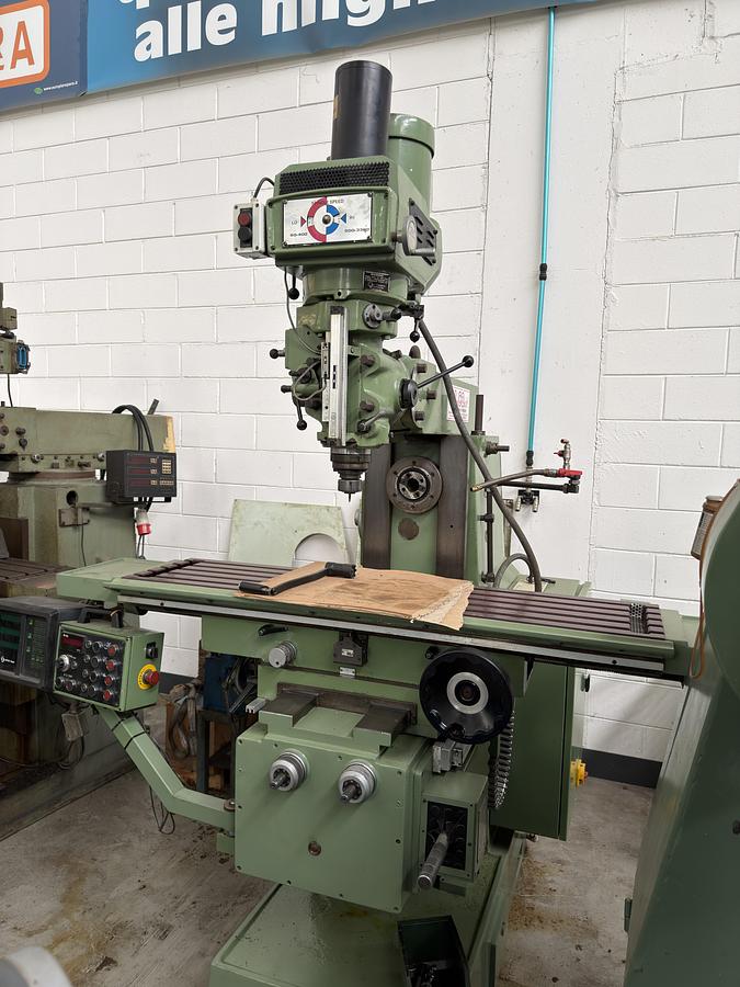 Usato FRESATRICE DA STAMPISTI