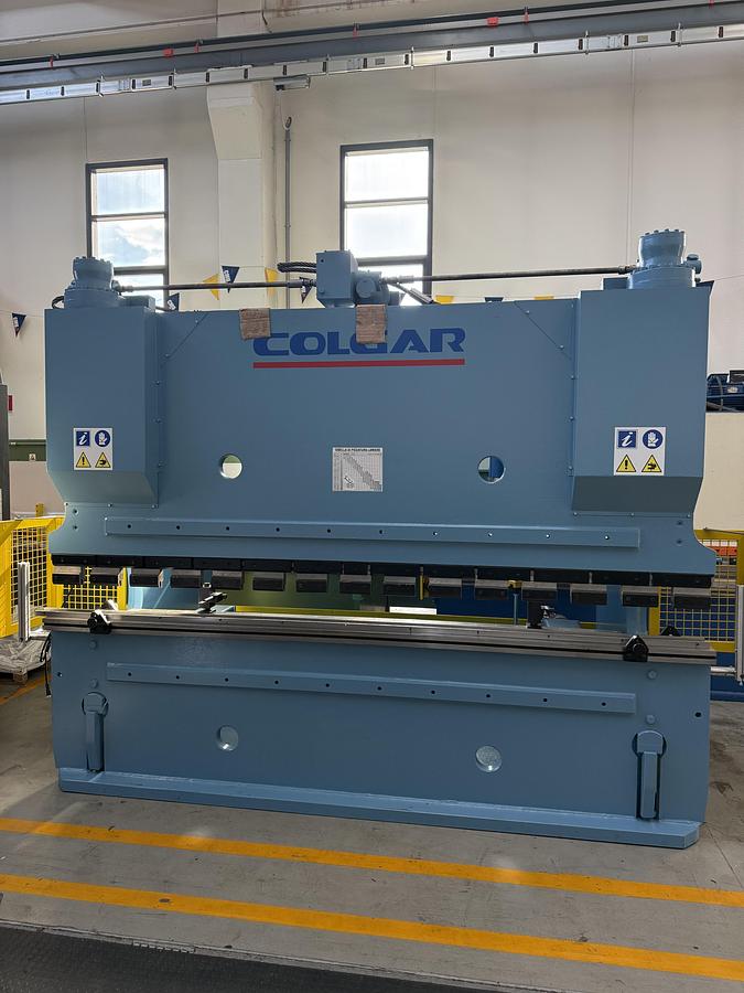 Usato pressa piegatrice colgar 3050x125 ton