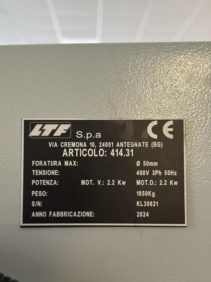 FRESATRICE UNIVERSALE VISUALIZZATA