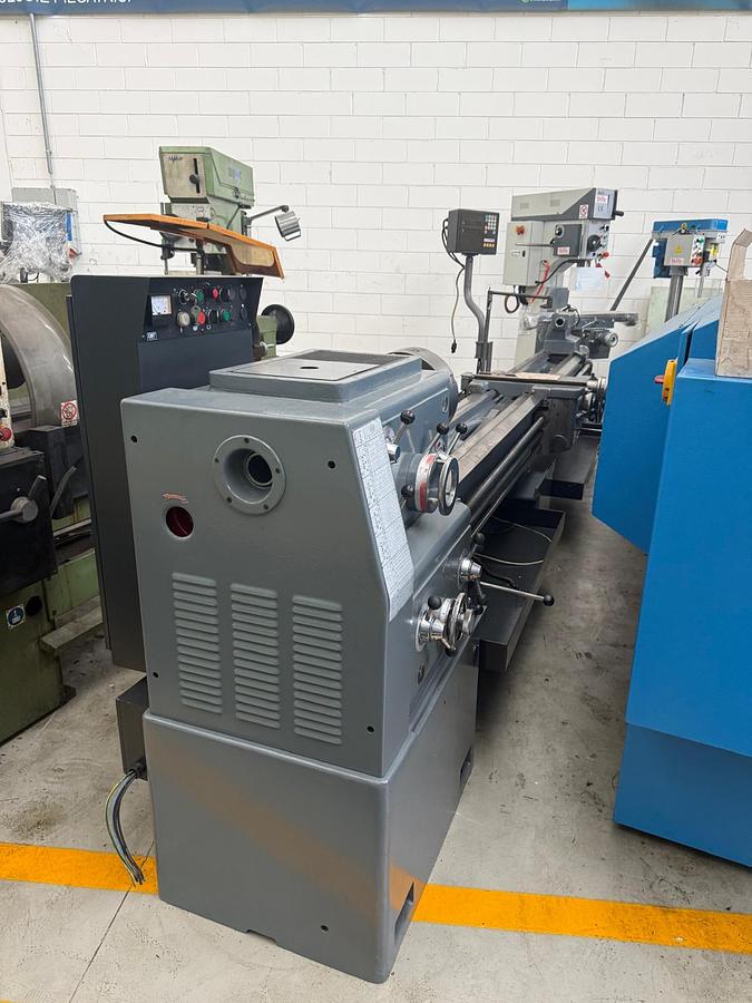 Usato Tornio parallelo usato - CMT URSUS 250x3000 p.b.105