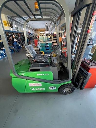 Usato CARRELLO ELEVATORE