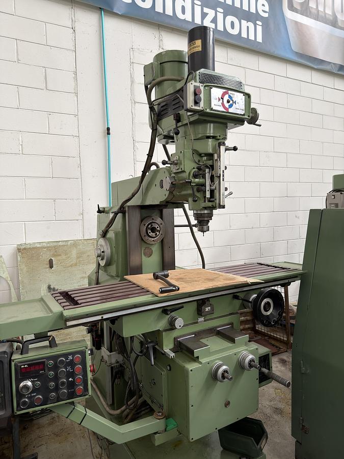 Usato FRESATRICE DA STAMPISTI