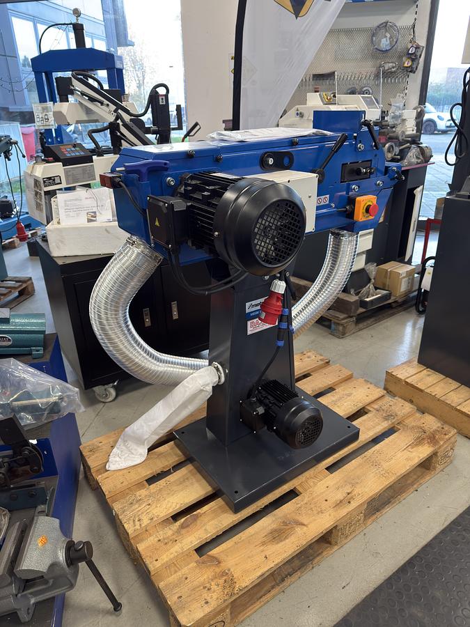 LEVIGATRICE NUOVA A NASTRO 150 MM