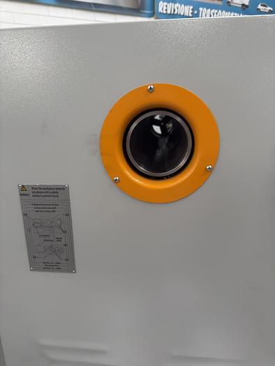 Usato TORNIO PARALLELO DI PRECISIONE ADRIA MACHINE MOD.  CS6266C DA MM. 2000 A NORME CE